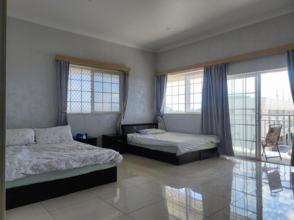 Dupincia Lodge Нукуалофа Экстерьер фото